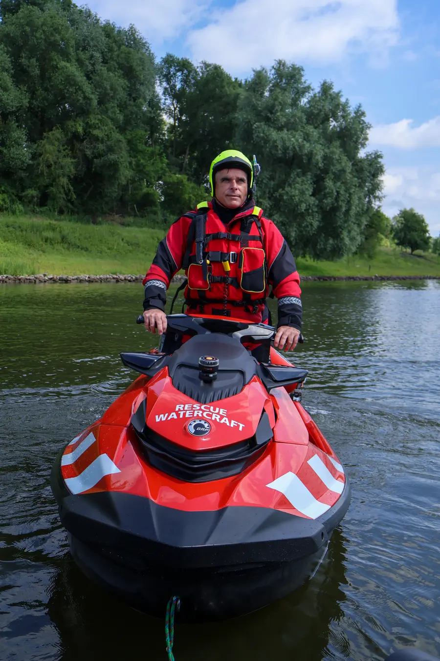 Rescue Watercraft Operator op een reddingswaterscooter